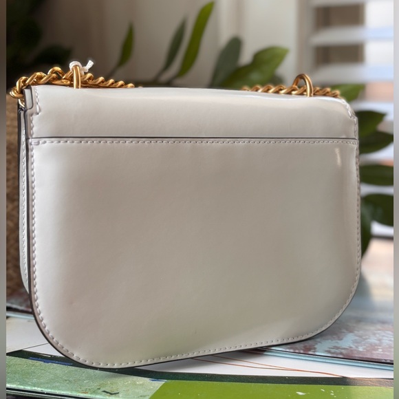 TORY BURCH- NWT Emerson Patent Leather purse - Picture 3 of 5